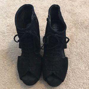 Jeffrey Campbell! Lace up wedges with cut outs